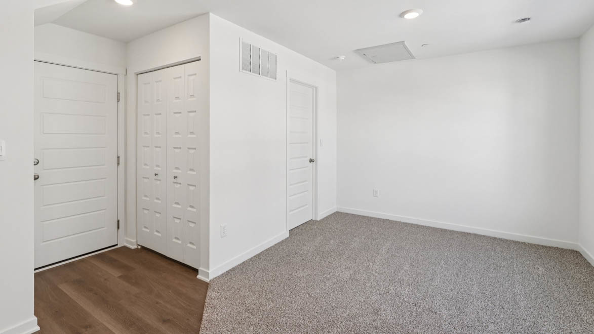 516 Yosemite Way Property Photo 4