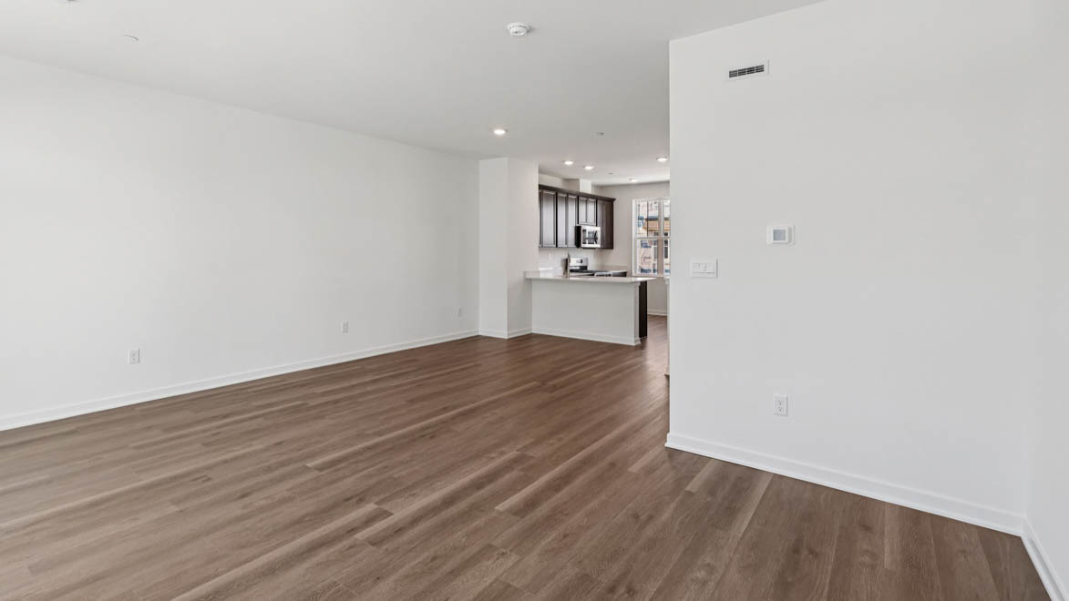 516 Yosemite Way Property Photo 7