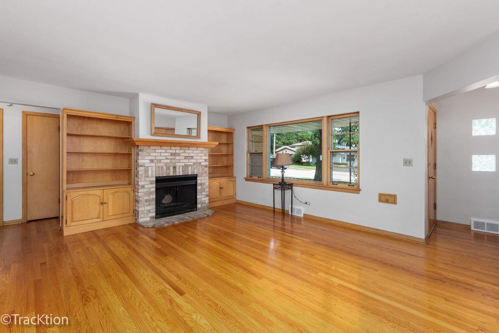 310 Merton Avenue Property Photo 3