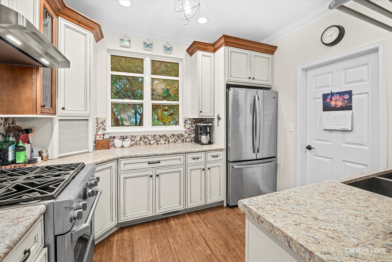 25813 W Timber Ridge Drive Property Photo 3
