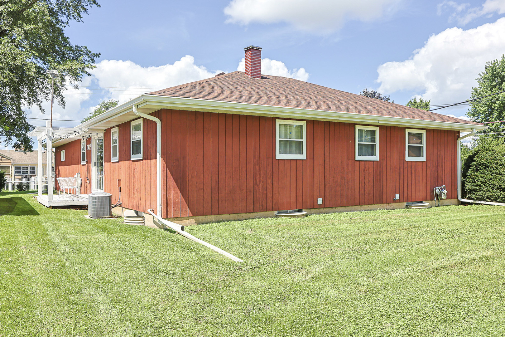 1305 Van Street Property Photo 3