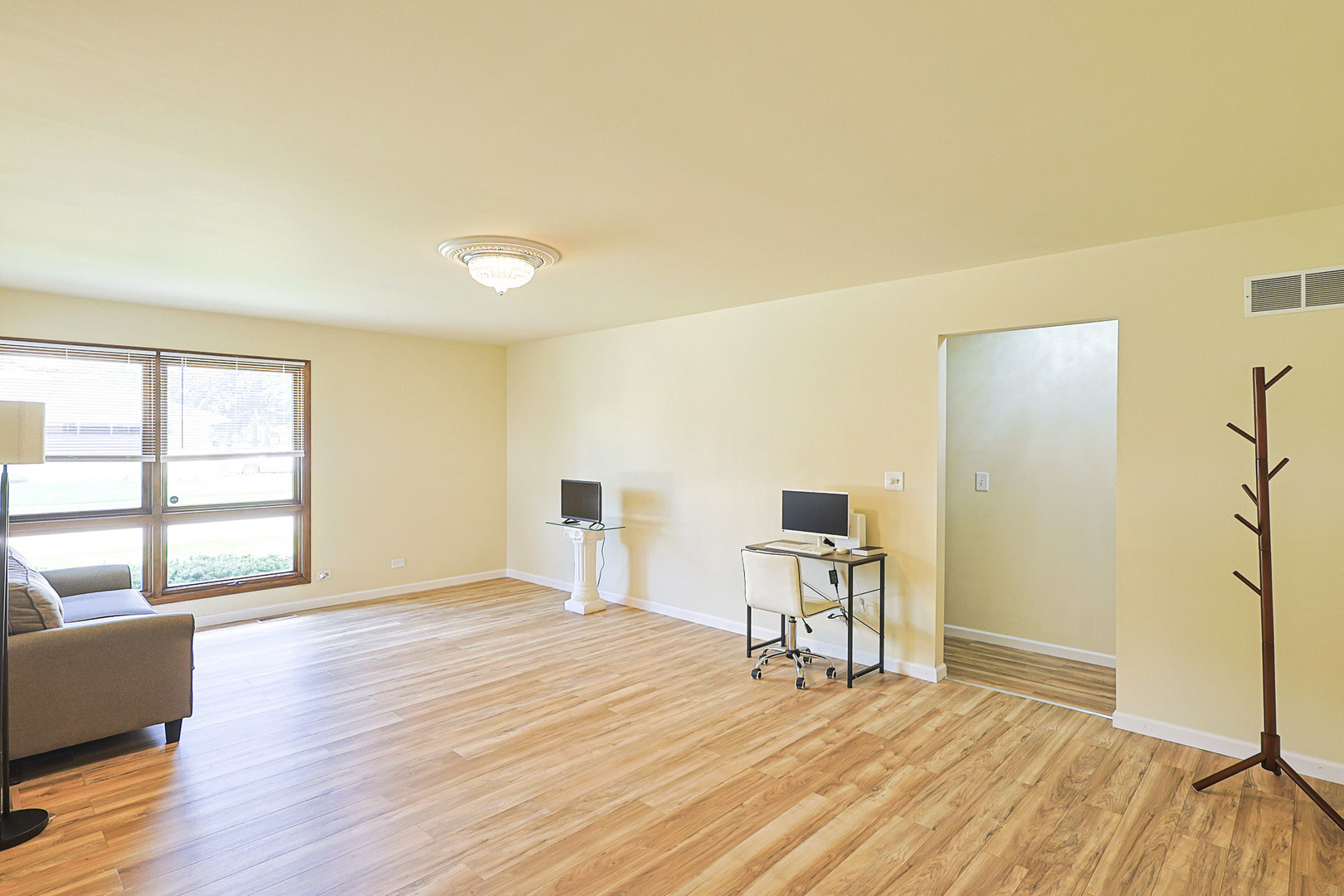 1305 Van Street Property Photo 10