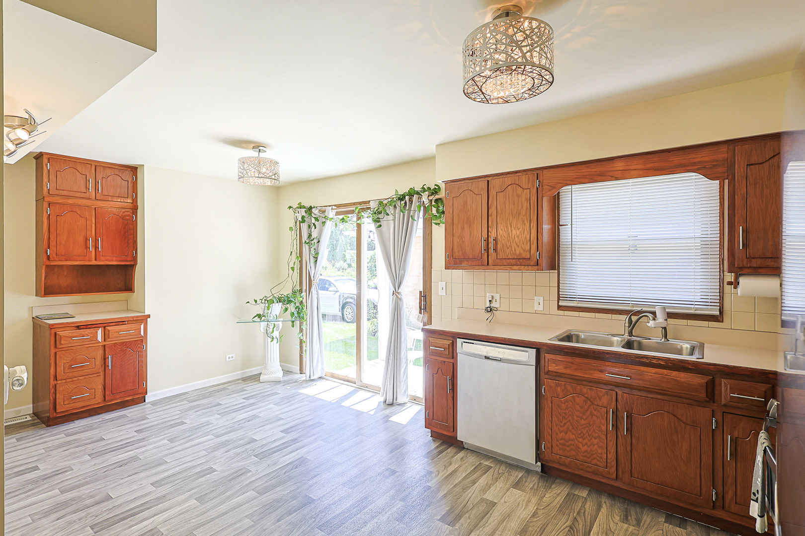 1305 Van Street Property Photo 14