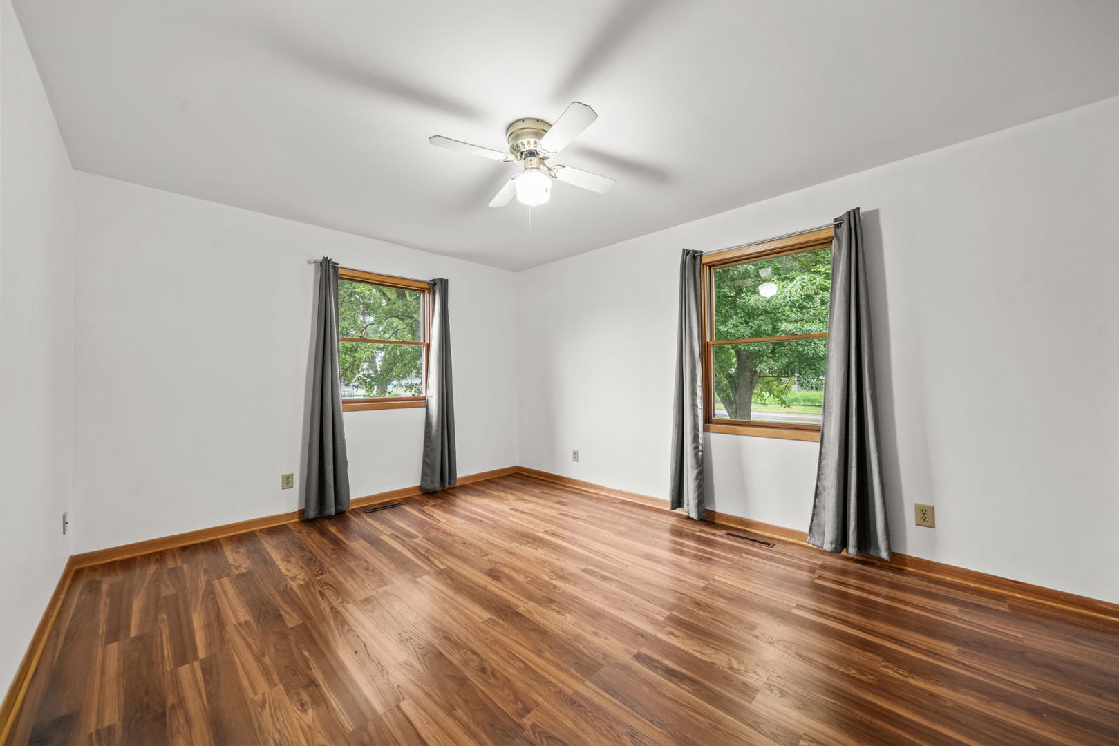 11320 2nd Street Property Photo 14