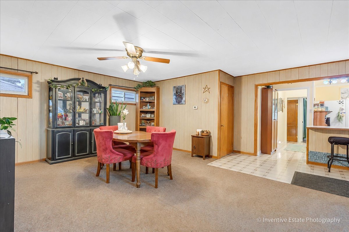 1051 Cottage Place Property Photo 6