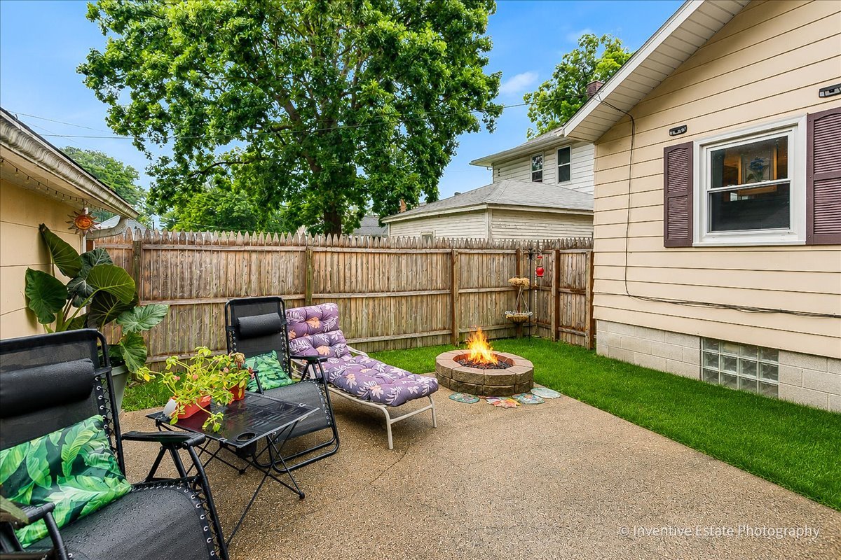 1051 Cottage Place Property Photo 16