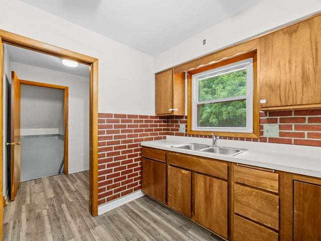 510 E Elizabeth Road Property Photo 9