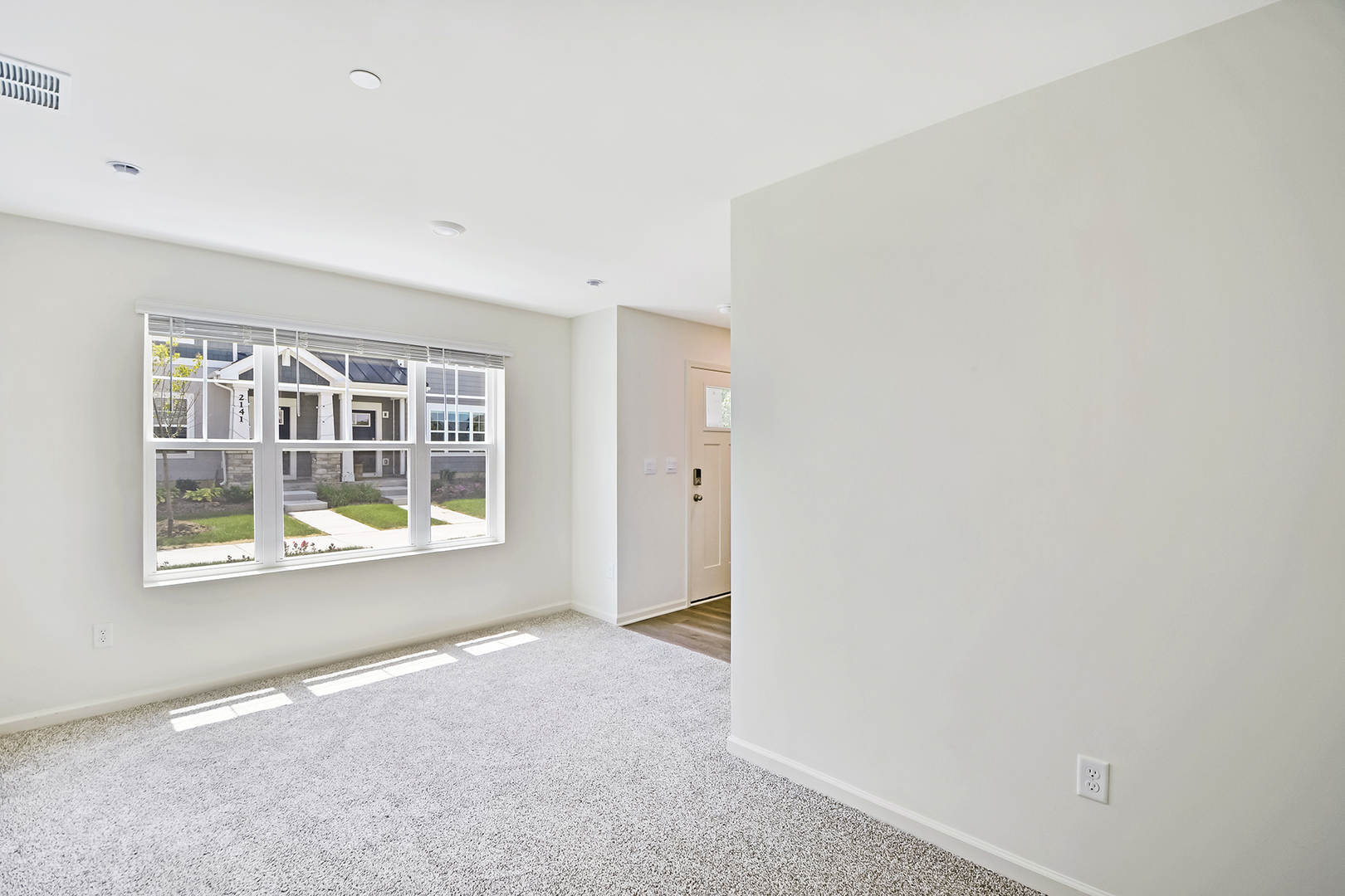 2129 Yellowstone Boulevard Property Photo 27
