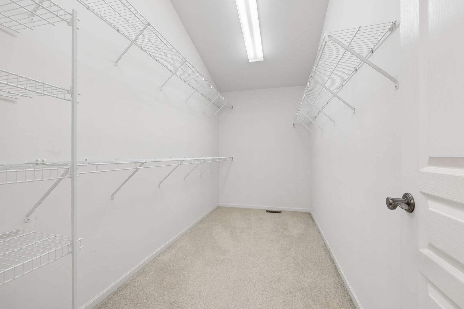 354 Hogan Street Property Photo 21