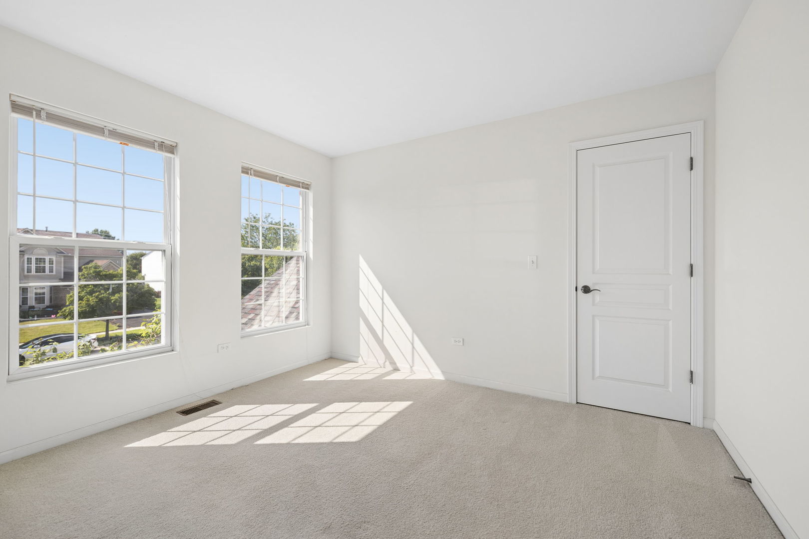 354 Hogan Street Property Photo 27
