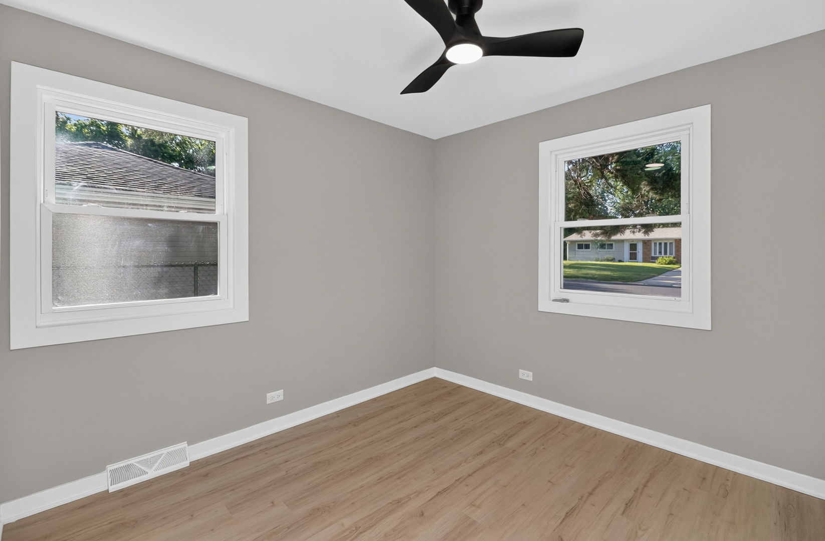1513 77th Street Property Photo 6