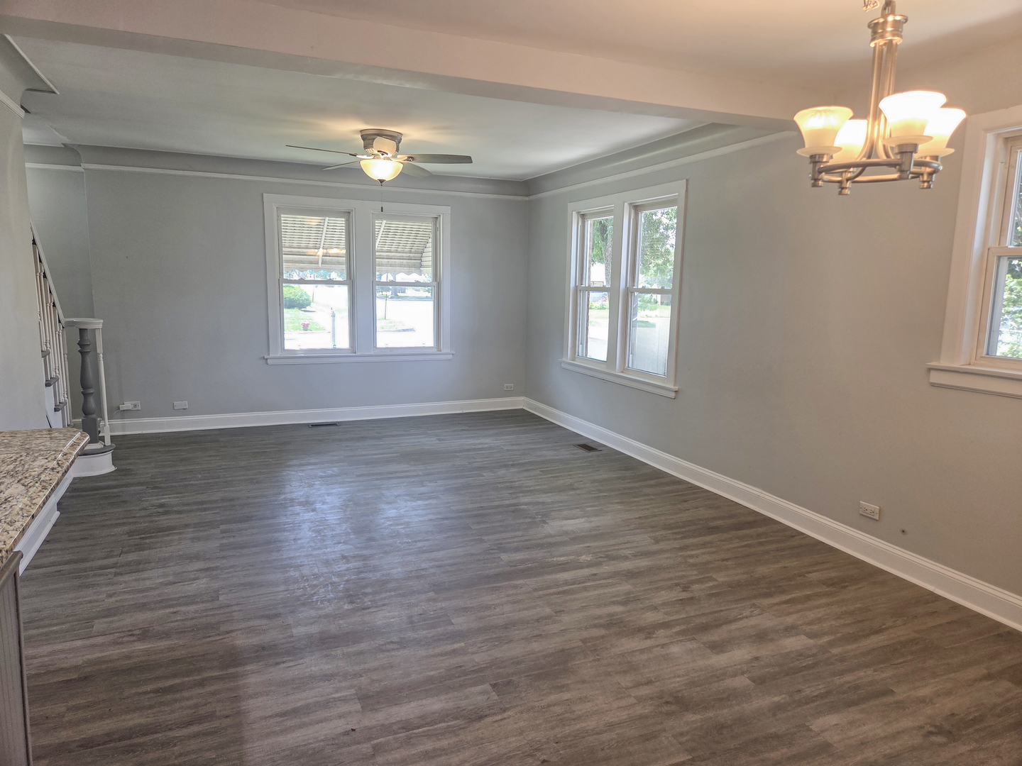 2657 N Sayre Avenue Property Photo 8
