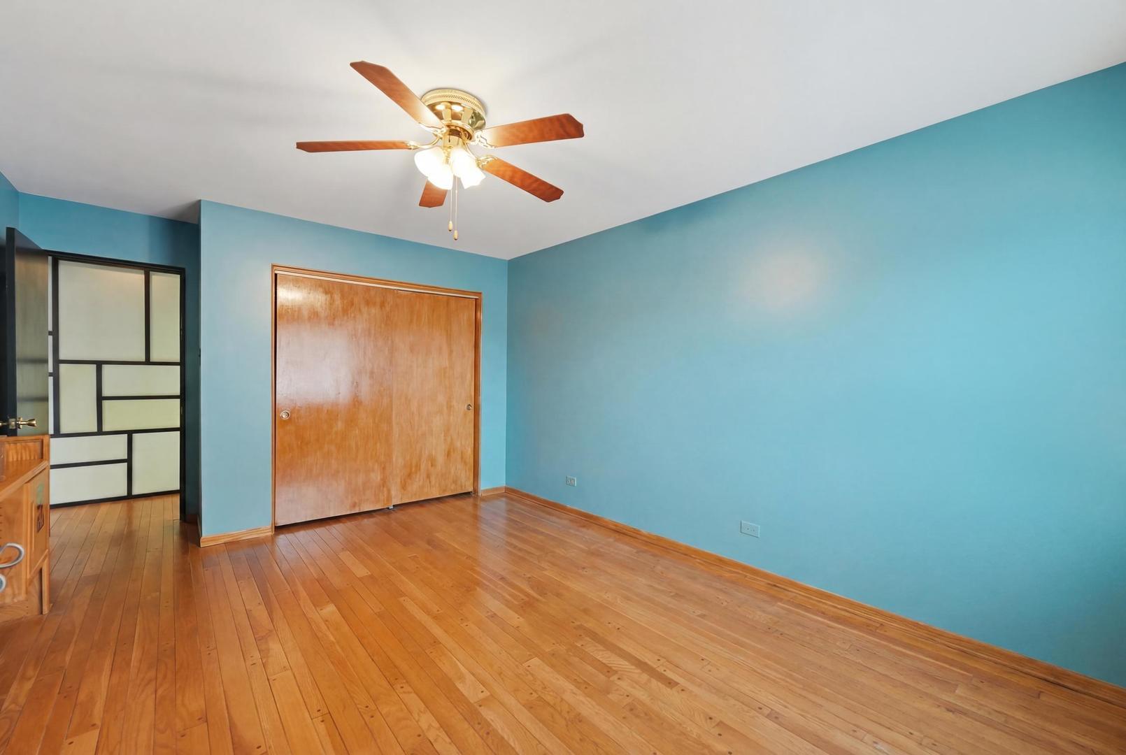 9817 Tulley Avenue Property Photo 19