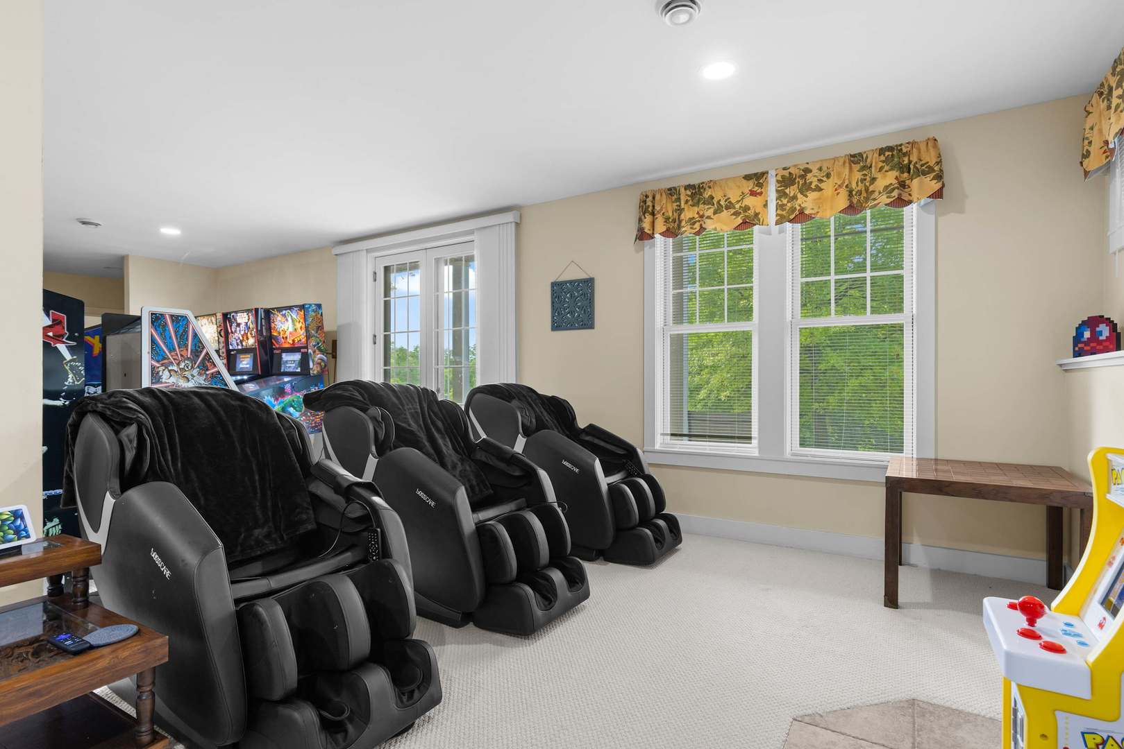 33 Sugarcreek Trail Property Photo 21