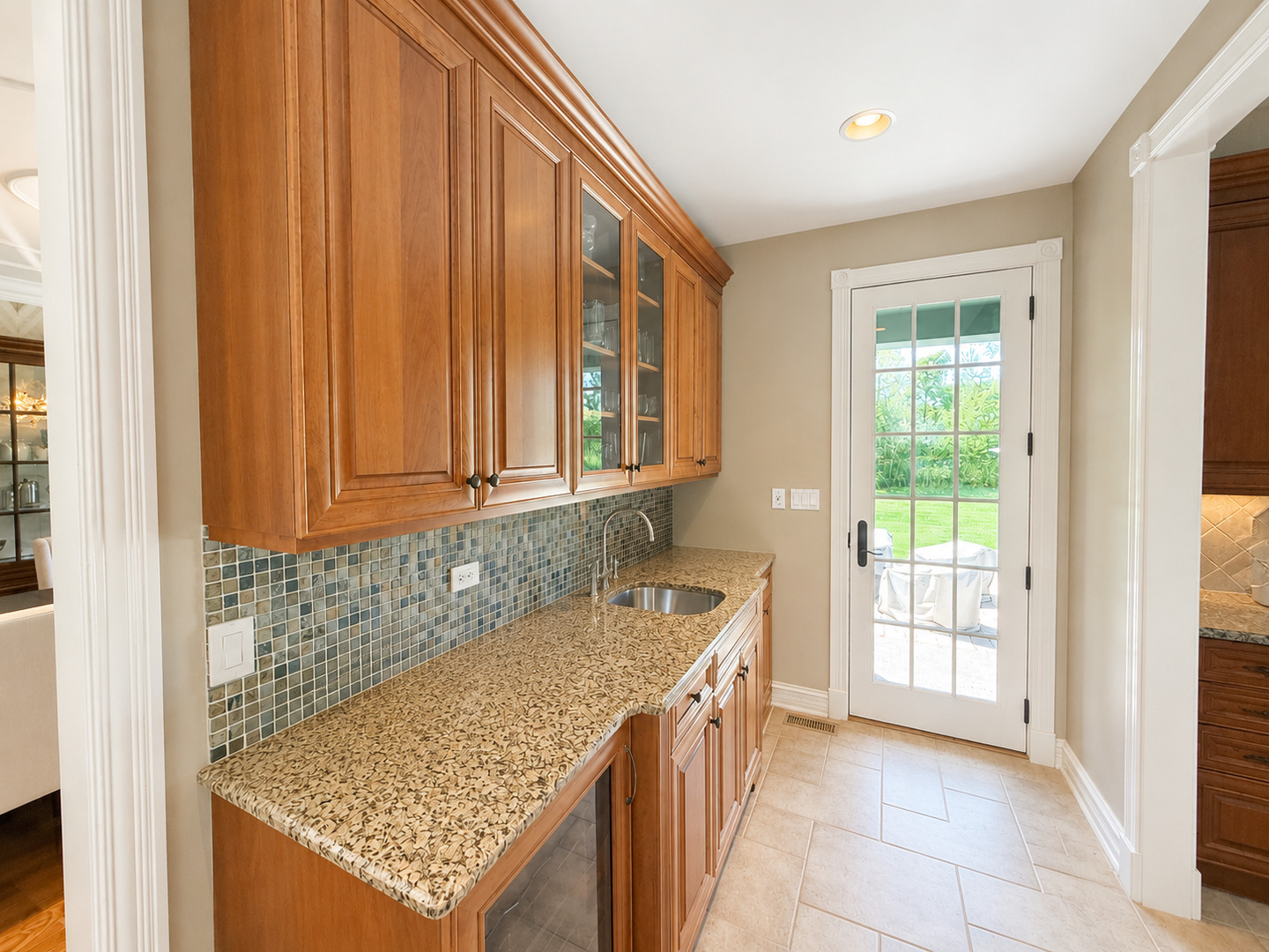 2250 Telegraph Road Property Photo 9