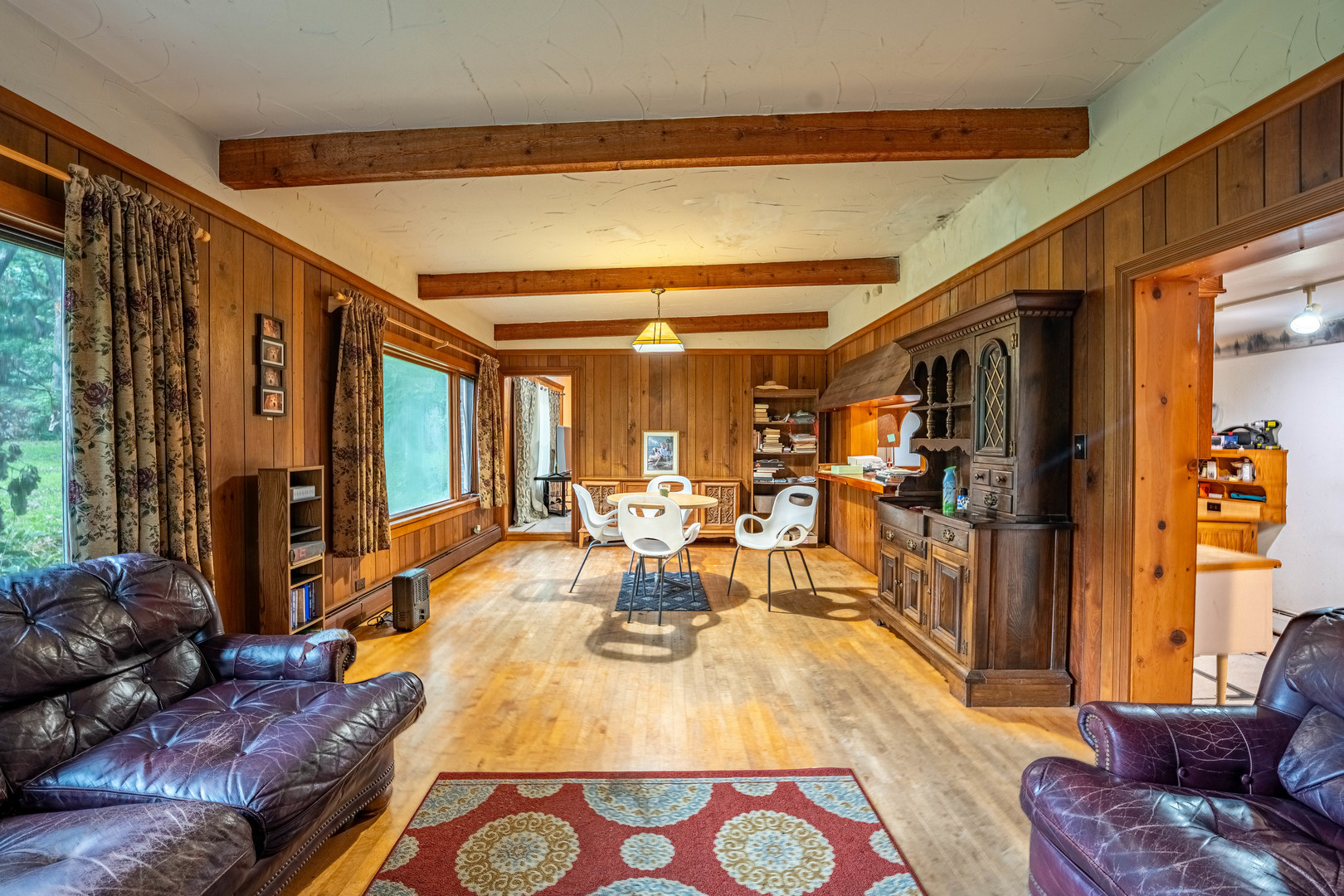 22620 Cottage Grove Avenue Property Photo 4