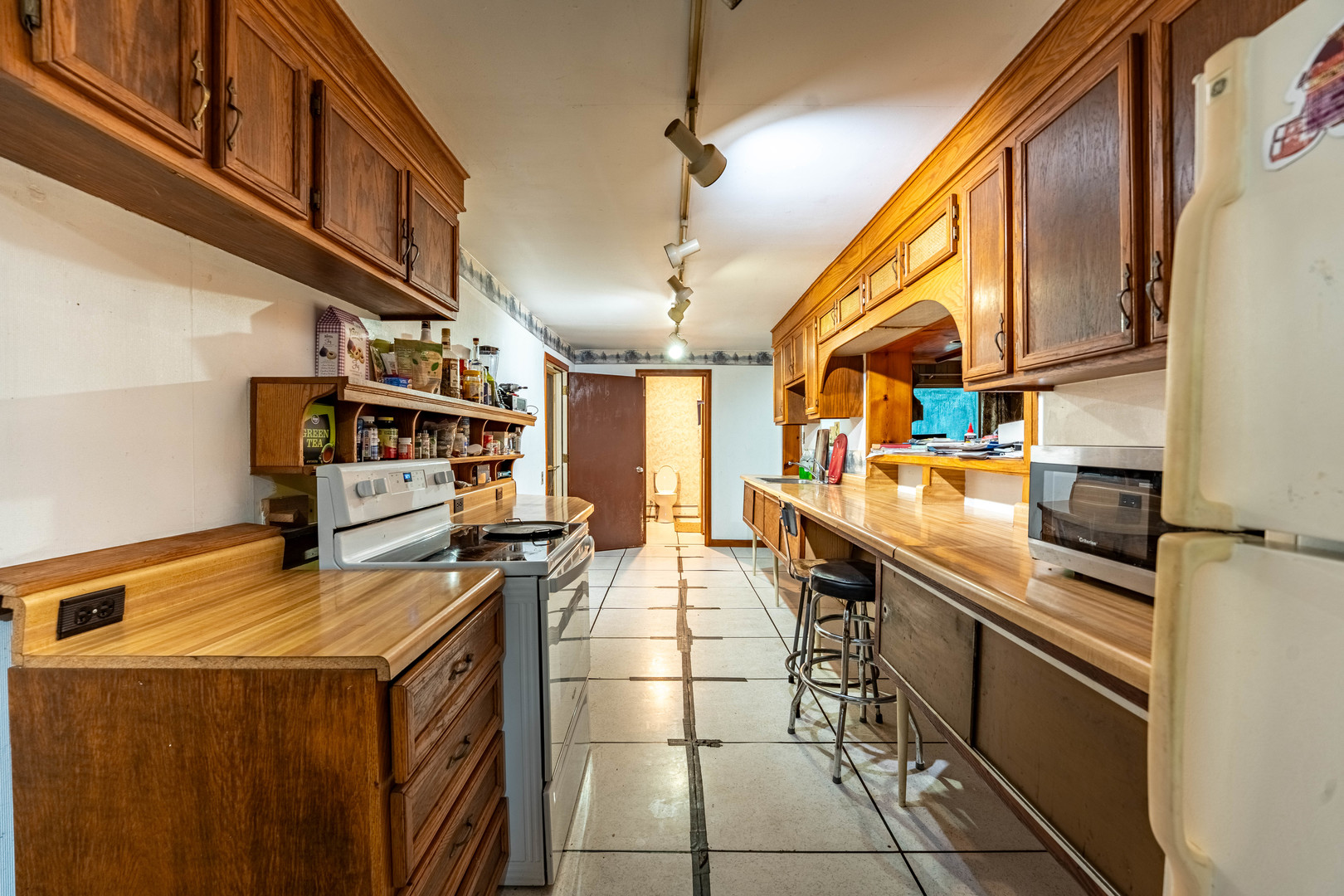 22620 Cottage Grove Avenue Property Photo 8