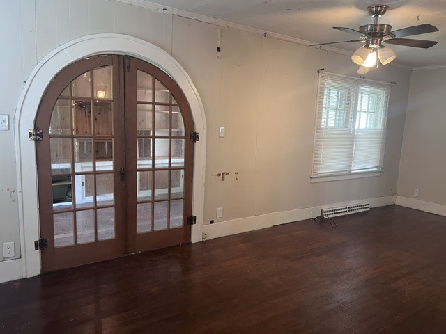 808 W College Street Property Photo 6