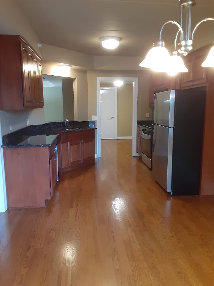6675 S Cass Avenue 2a Property Photo 9