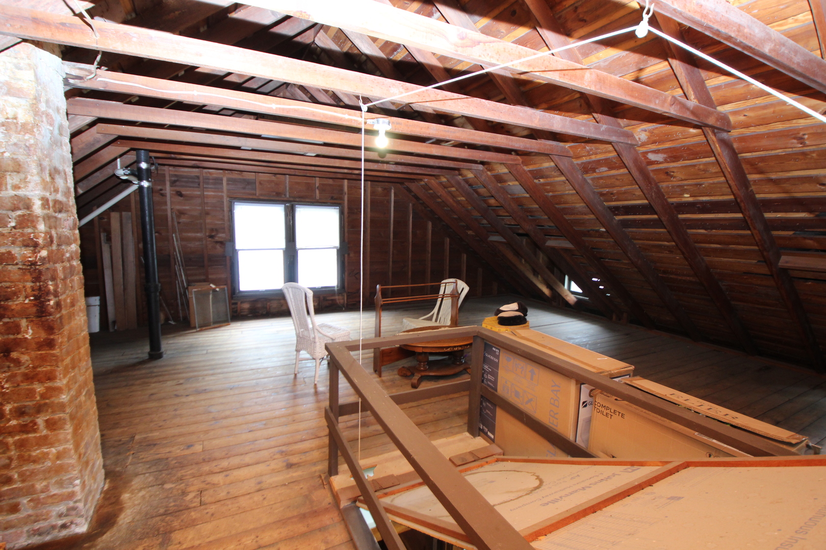 410 E Hurlbut Property Photo 19