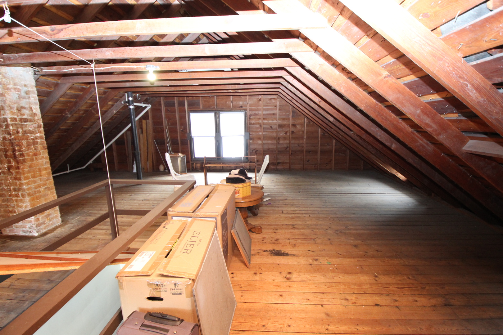 410 E Hurlbut Property Photo 20