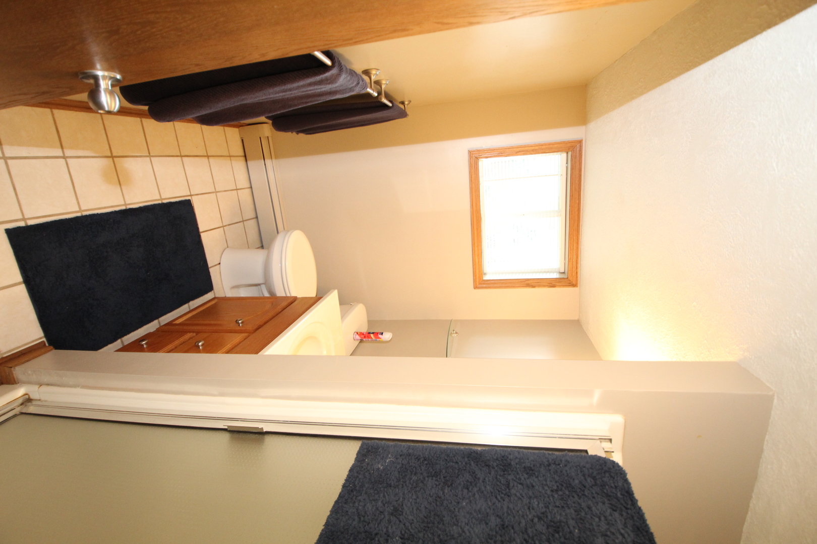 410 E Hurlbut Property Photo 32
