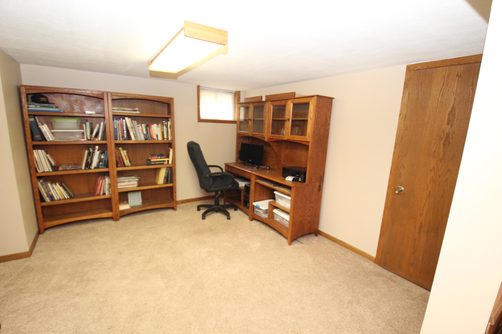 410 E Hurlbut Property Photo 36