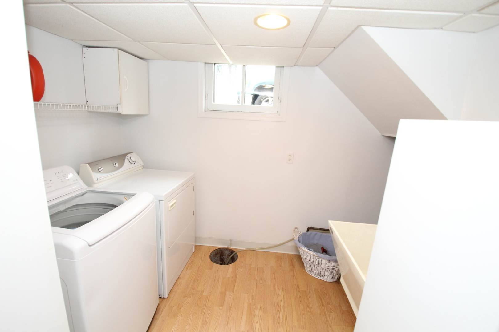 410 E Hurlbut Property Photo 37