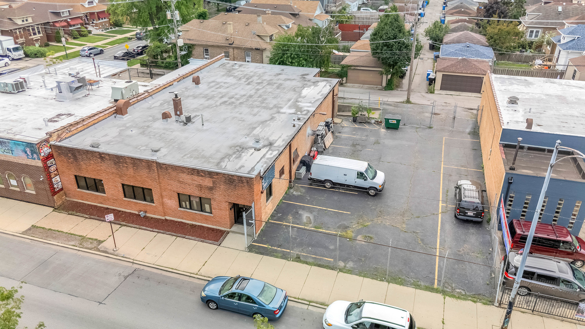 4511 W Belmont Avenue Property Photo 23