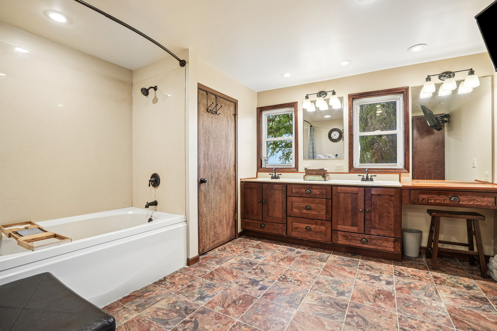 13489 Lomax Road Property Photo 16