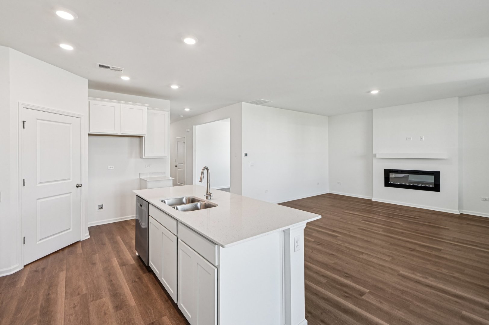14600 S Azalia Circle Property Photo 8