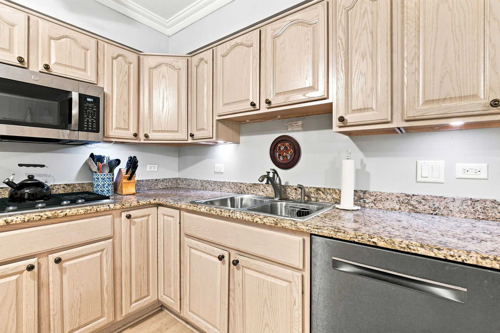 25403 W Willow Drive Property Photo 11