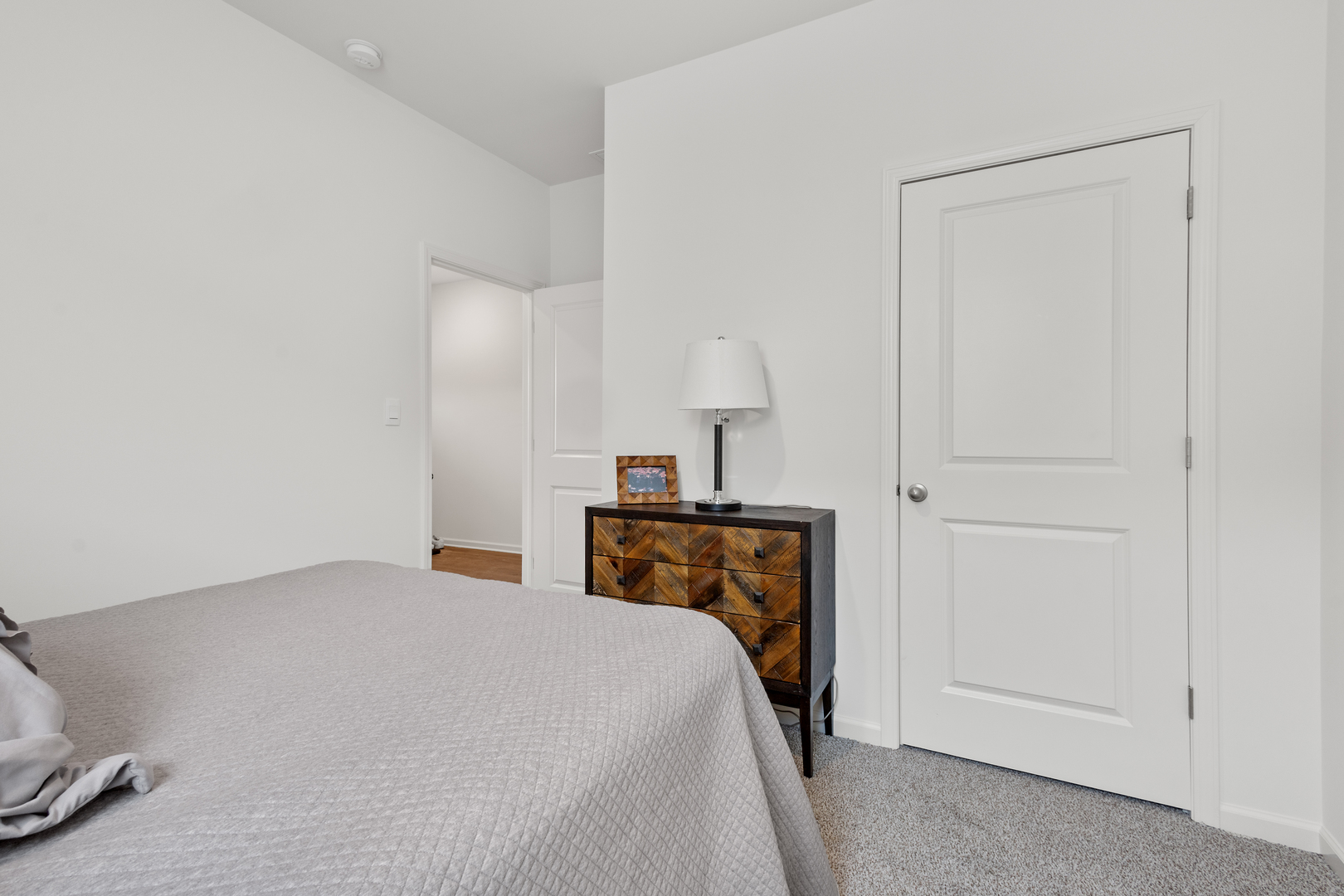 2913 Old Castle Road Property Photo 21