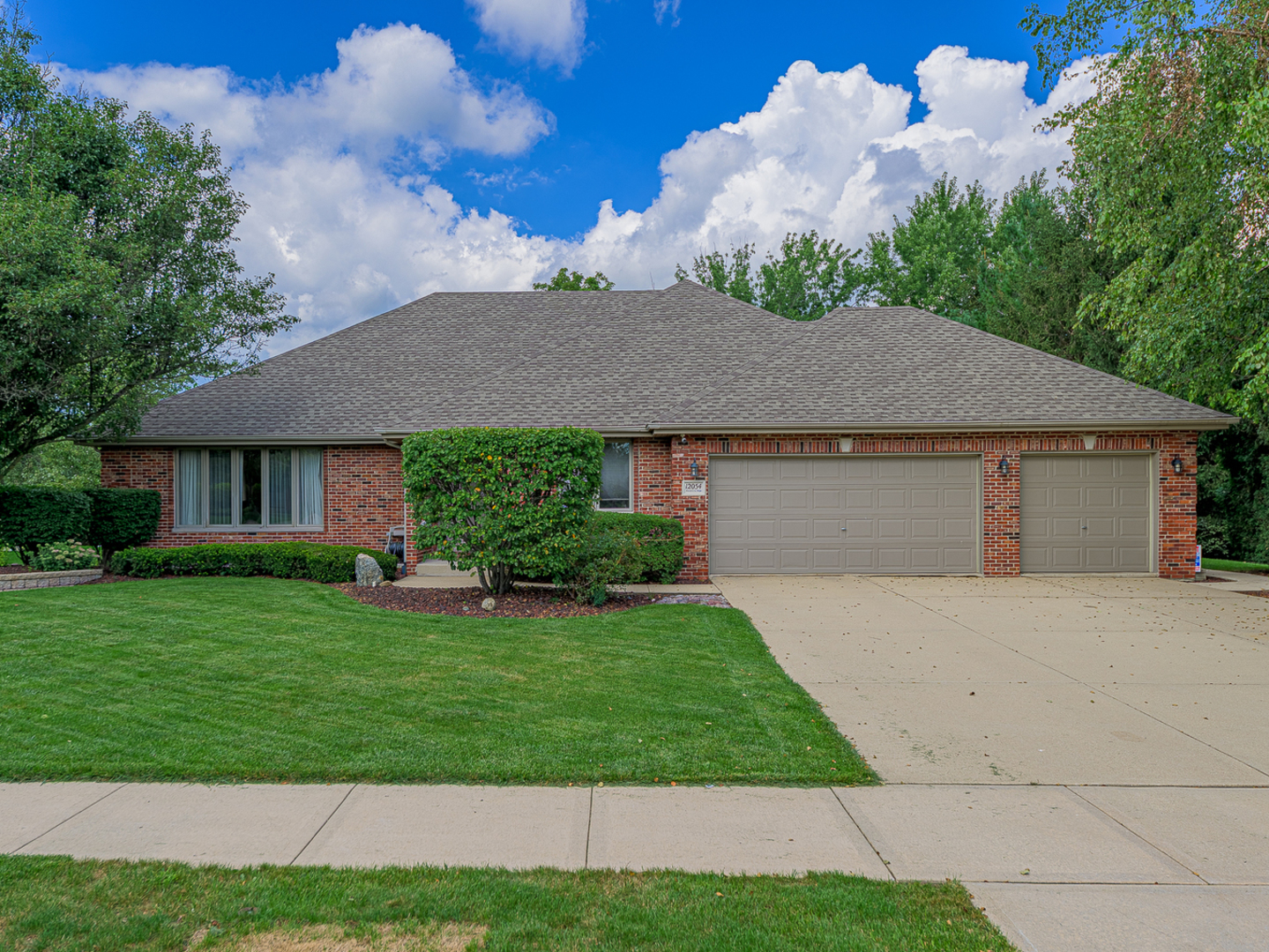 12054 Blackthorne Ridge Drive Property Photo 1