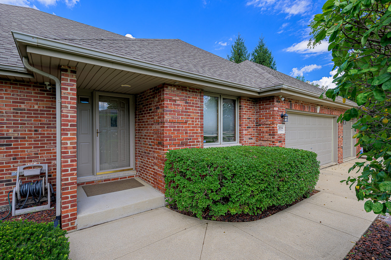 12054 Blackthorne Ridge Drive Property Photo 2