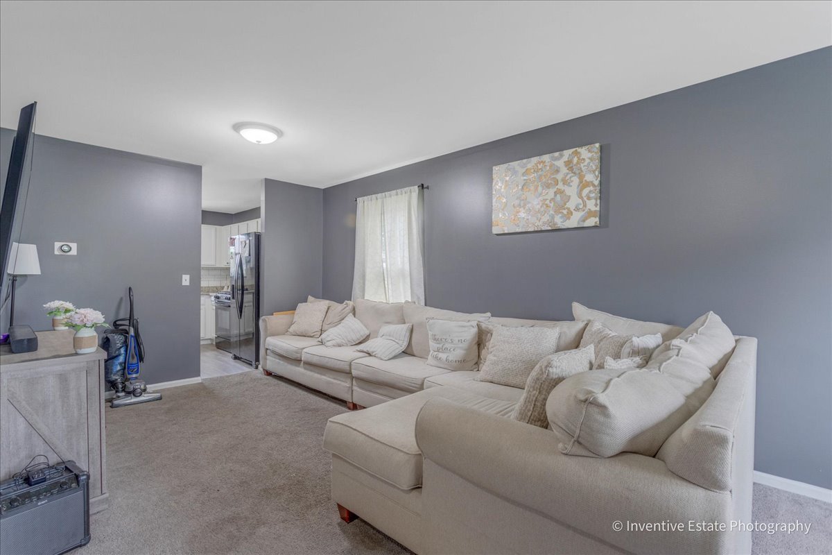 2031 Ridgemoor Drive Property Photo 3