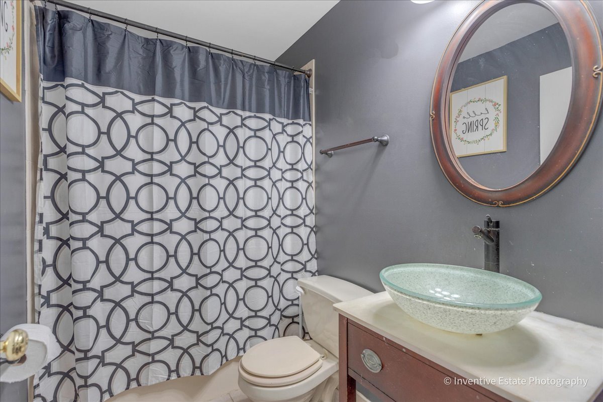 2031 Ridgemoor Drive Property Photo 10