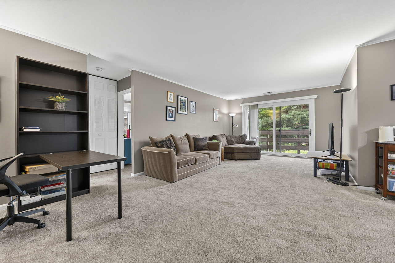 465 Raintree Court 2b Property Photo 6