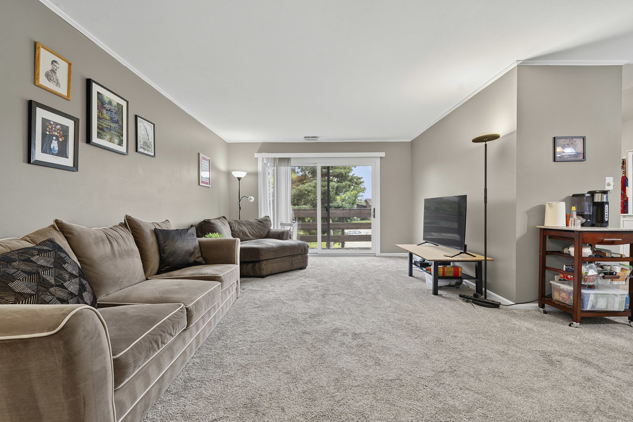 465 Raintree Court 2b Property Photo 7