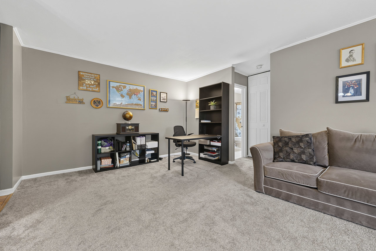 465 Raintree Court 2b Property Photo 10
