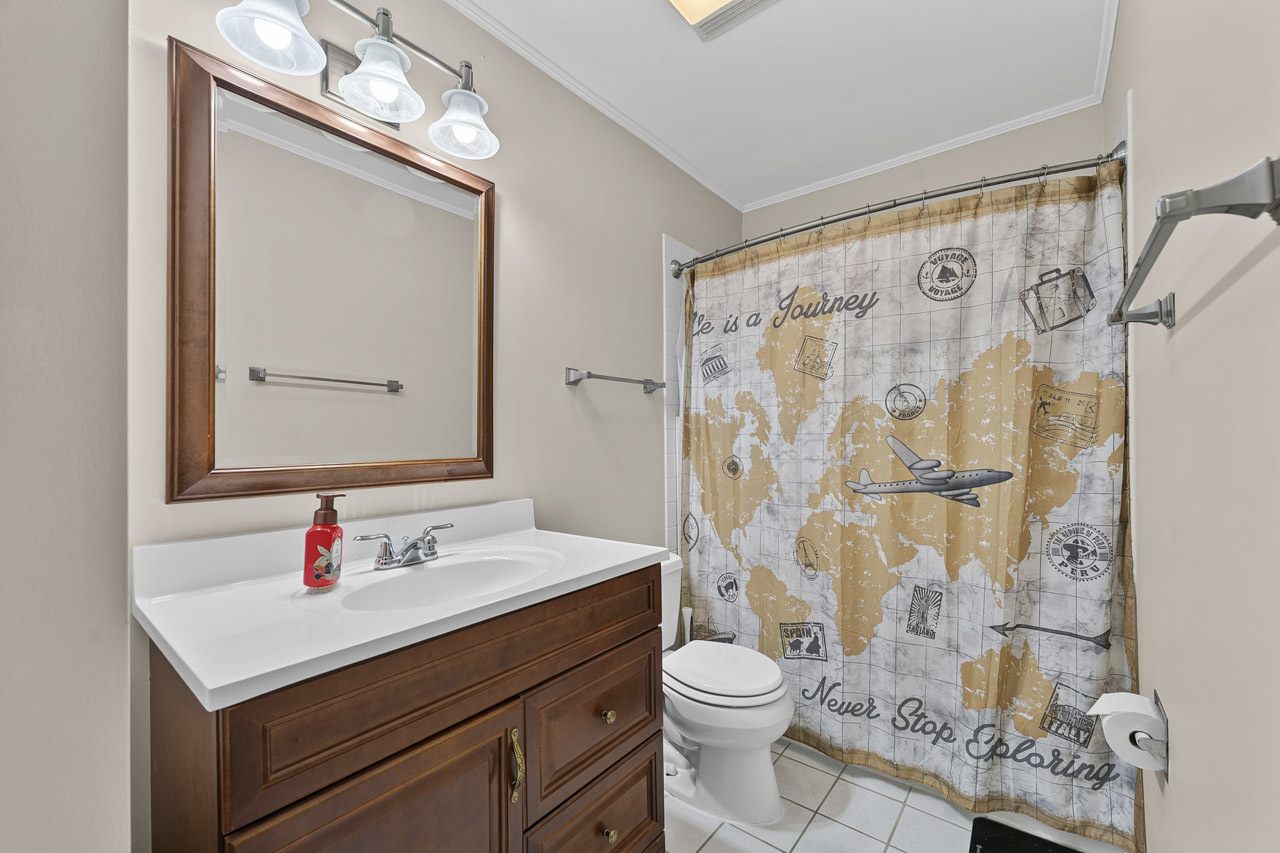 465 Raintree Court 2b Property Photo 17