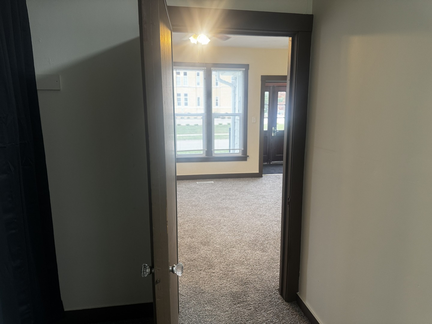 105 University Street 1 Property Photo 11