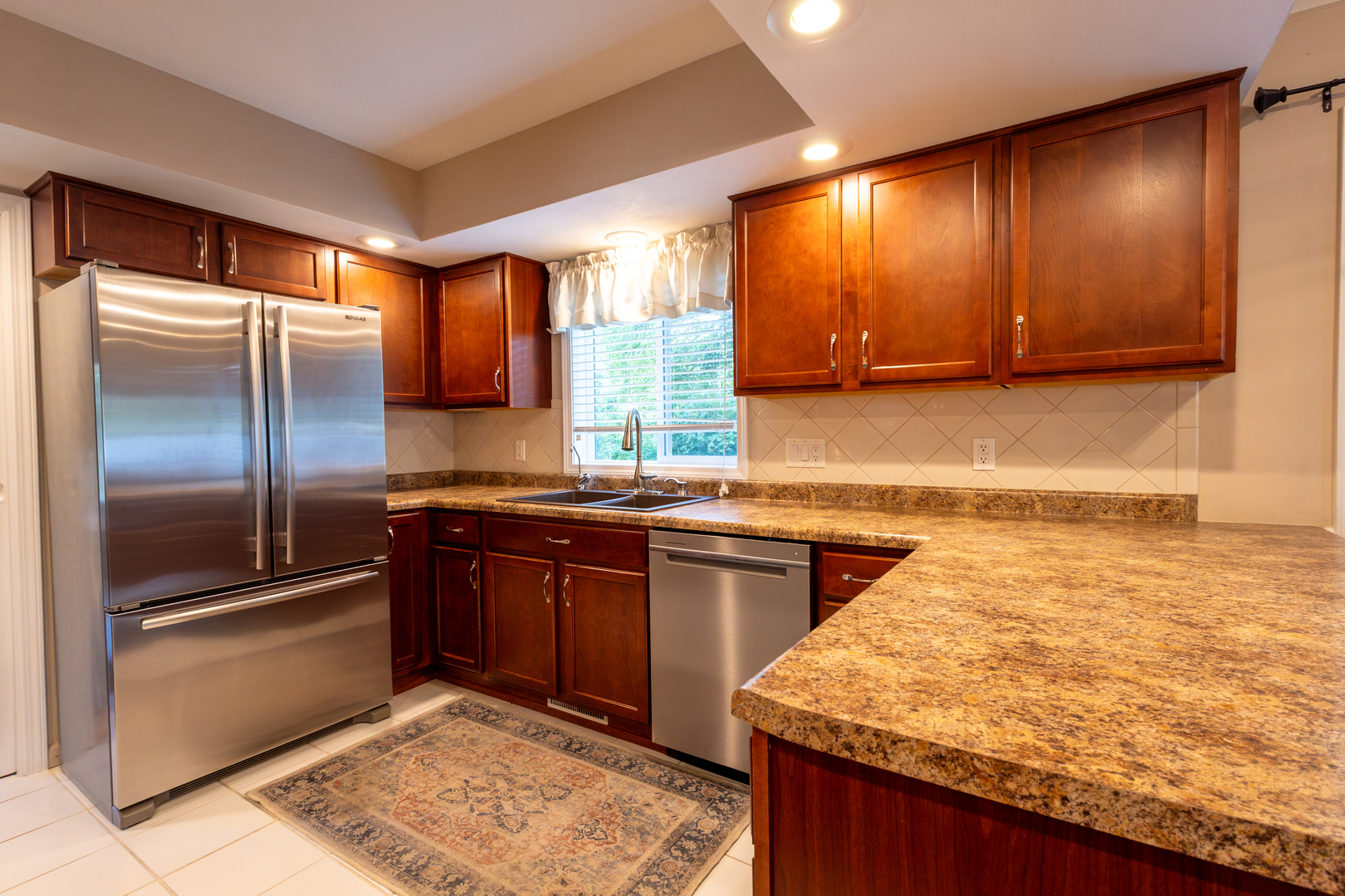 1122 S Benson Boulevard Property Photo 7