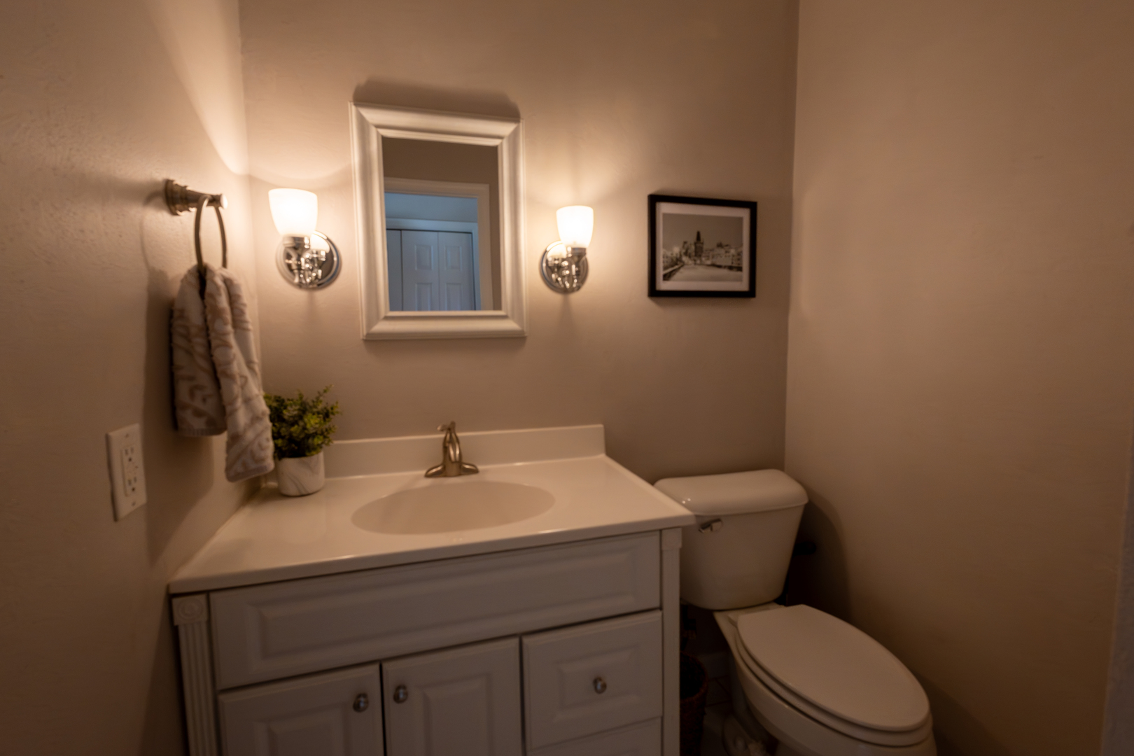 1122 S Benson Boulevard Property Photo 18