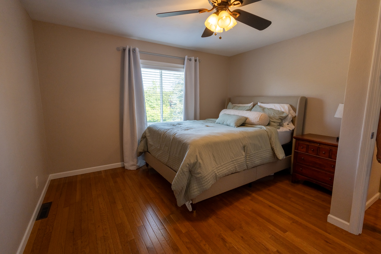 1122 S Benson Boulevard Property Photo 22