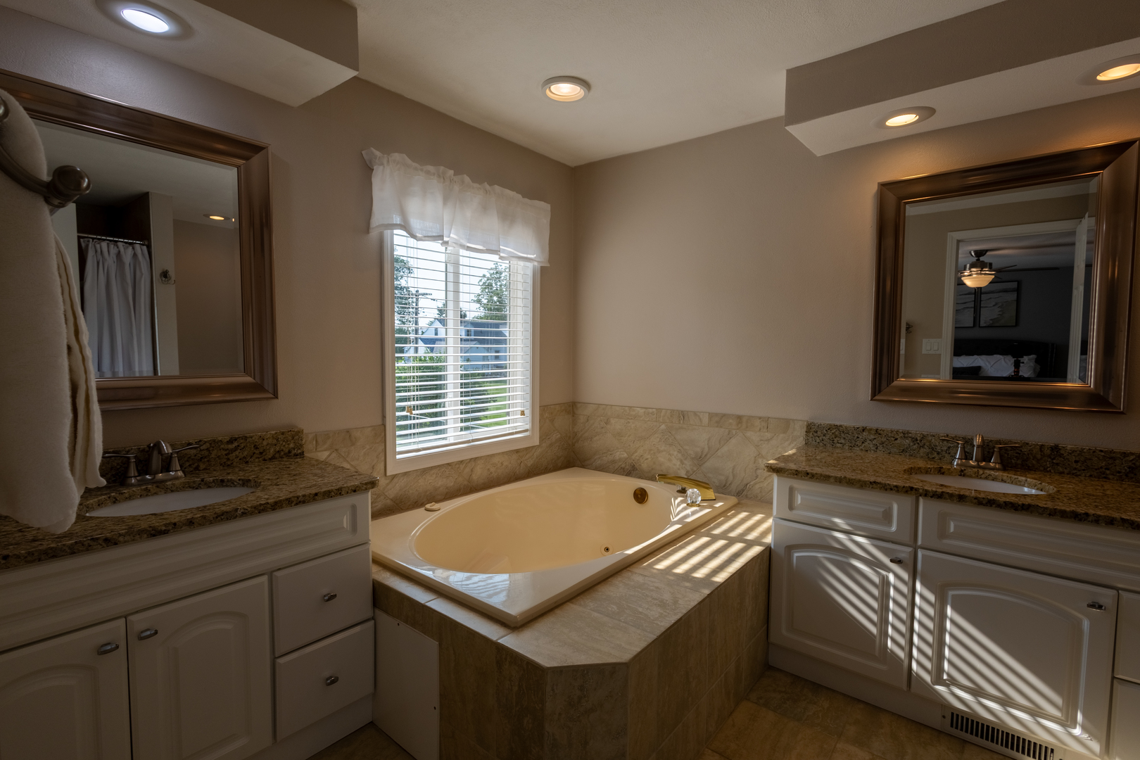 1122 S Benson Boulevard Property Photo 28