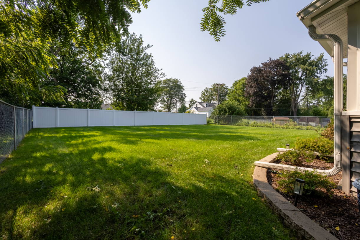 1122 S Benson Boulevard Property Photo 40