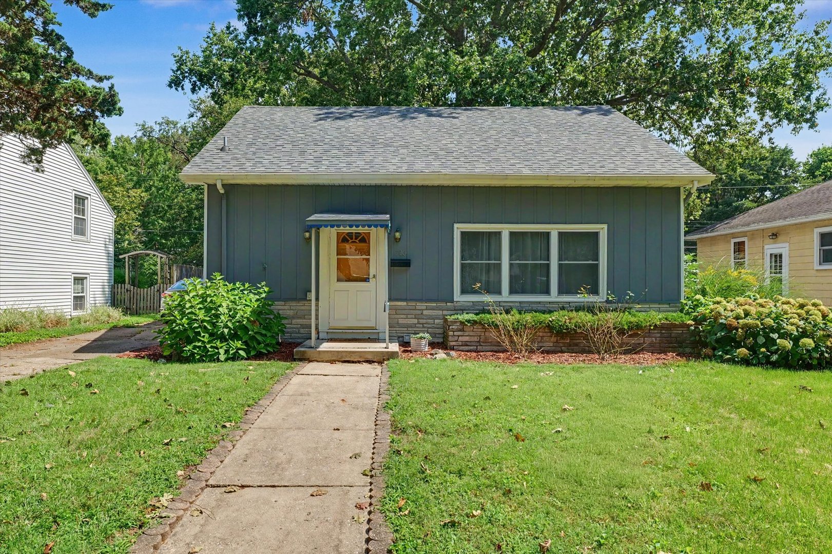 710 S Urbana Avenue Property Photo 1
