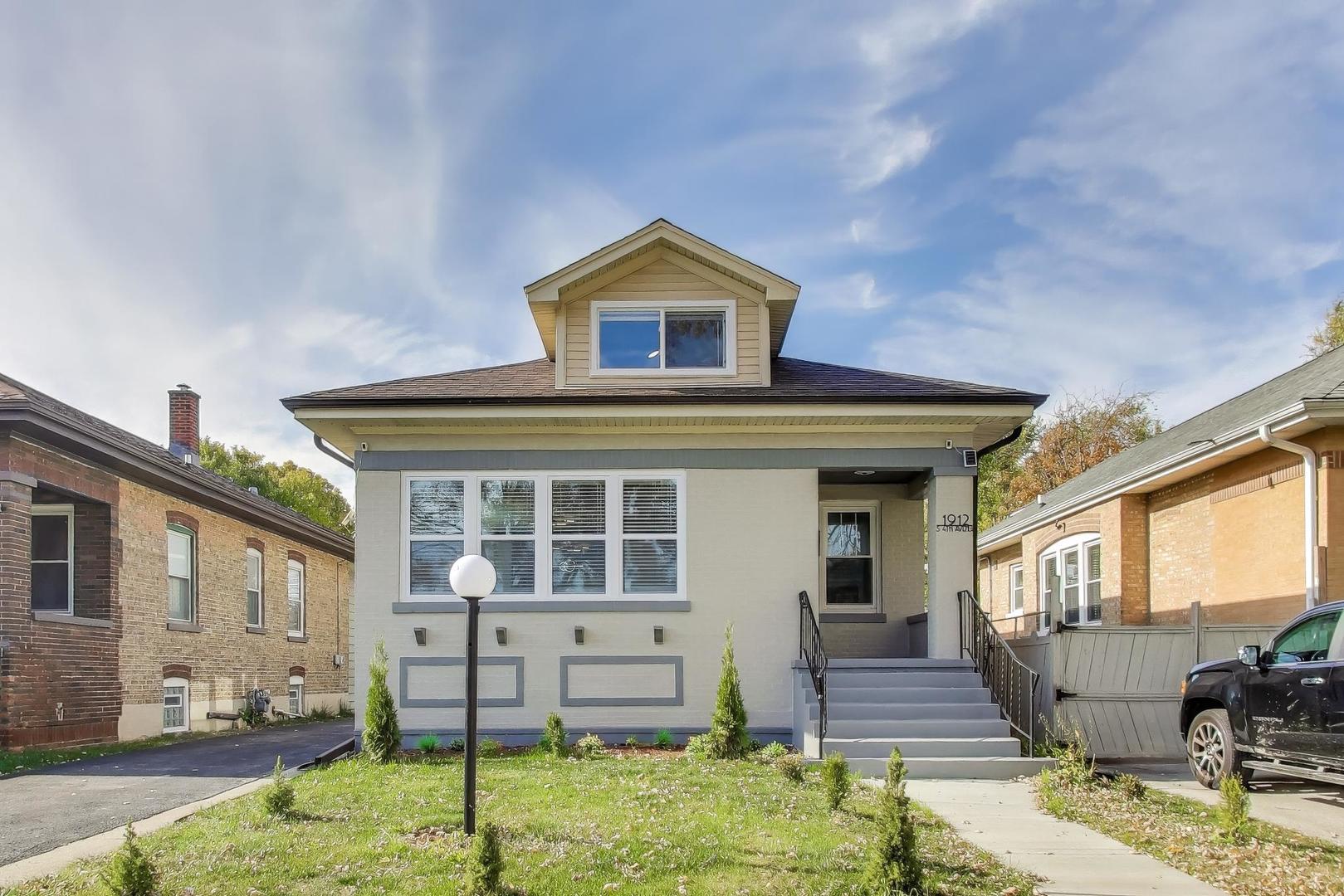 1912 S 4th Avenue Property Photo 1