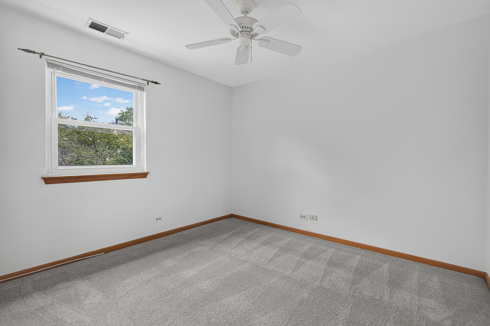 2789 Glasgow Court Z2 Property Photo 9